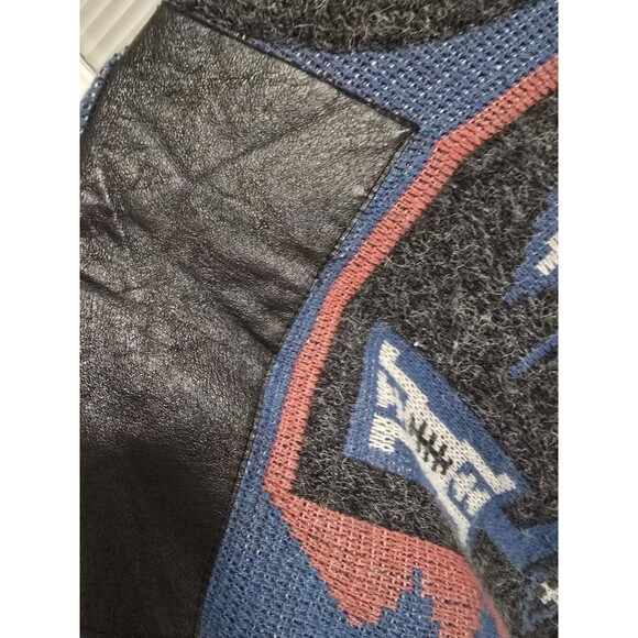 “Vintage Uniform Code Men’s Sweater Large Genuine Leather Trim Aztec Tribal Knit - Picture 4 of 15